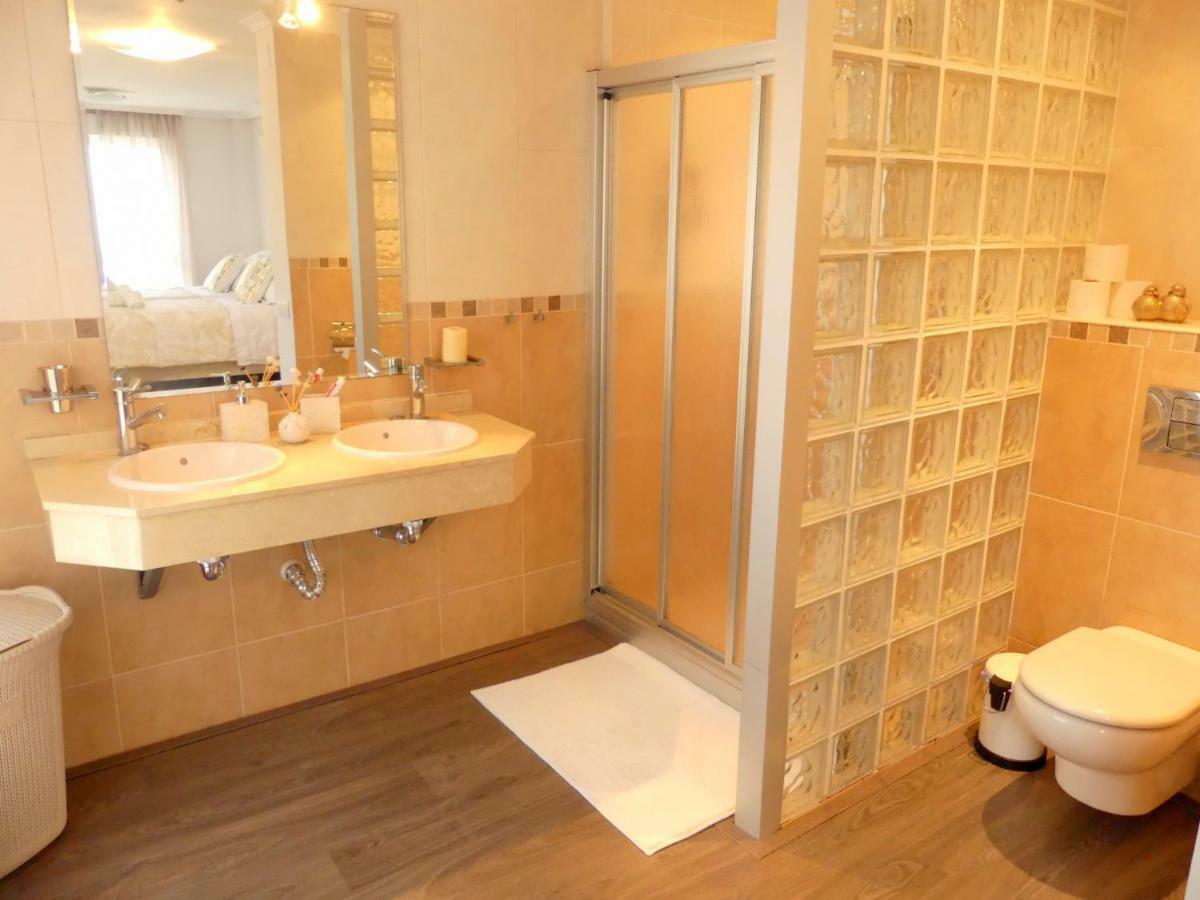 Duplex La Carihuela 1ª Linea De Playa Apartamento Costa Del Sol Torremolinos Bagian luar foto