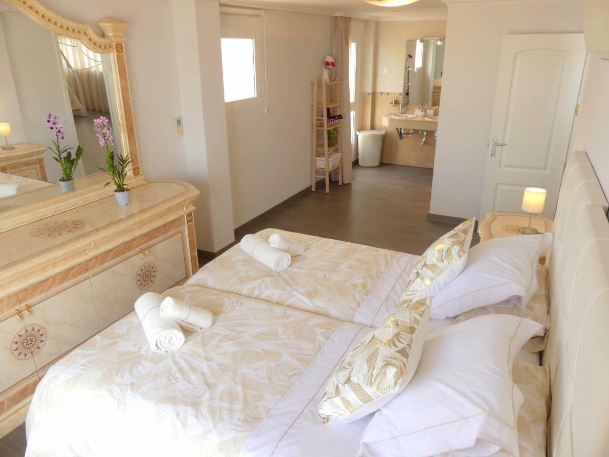 Duplex La Carihuela 1ª Linea De Playa Apartamento Costa Del Sol Torremolinos Bagian luar foto